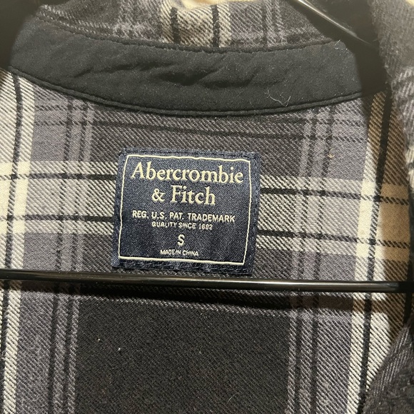 5/$20 Abercrombie and Fitch Flannel - Picture 3 of 4
